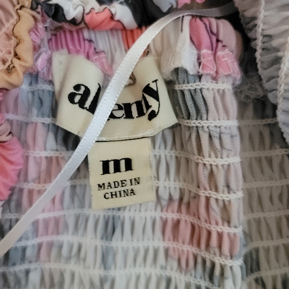 Pink and White Halter Top - Picture 2 of 2